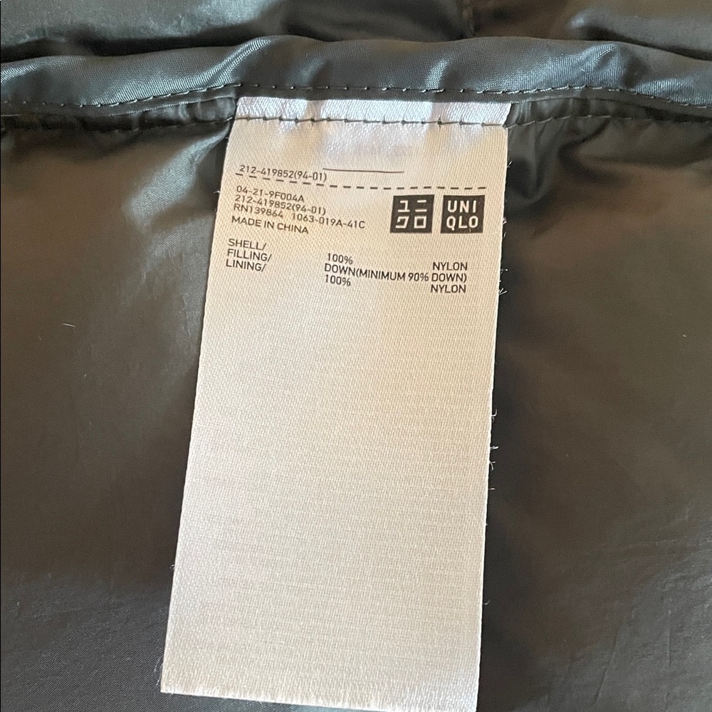 Uniqlo Ultra Light Down Jacket - Gray - Picture 4 of 10